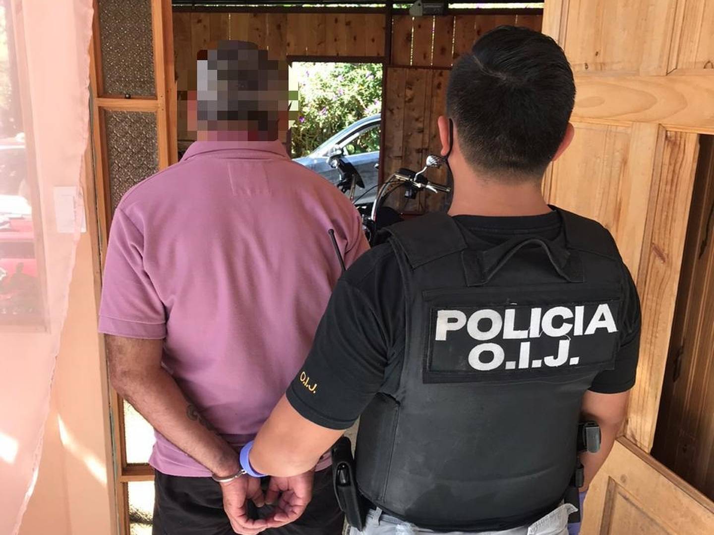 Policía de apellido Hidalgo es detenido como sospechoso de tenencia de pornografía infantil. Foto OIJ.