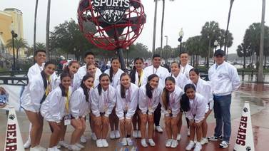 Colegio Santa Inés logra el título mundial colegial de porrismo