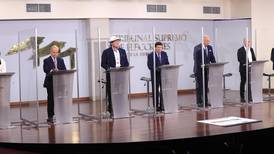 Debate presidencial con 25 candidatos deja roces e incertidumbre, afirman analistas