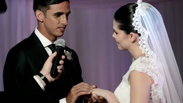 Un cebollita fue novio de Carolina Jaikel, la esposa de Bryan Ruiz