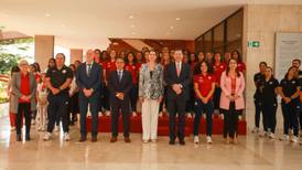 Selección femenina sub-20 almorzó en Casa Presidencial antes del debut mundialista