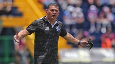 Cartaginés anunciará salida del entrenador que logró el ansiado título