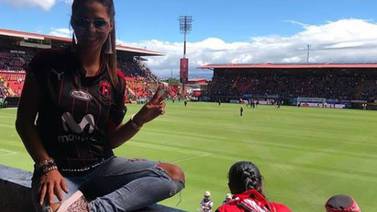 Video: Keyla Sánchez dejó de ser liguista y ahora celebra los campeonatos de Saprissa