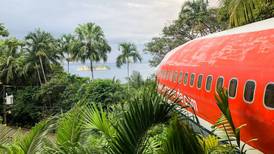 Historia del avión que aterrizó como hotel en Costa Rica se hizo famosa y voló a otros países 