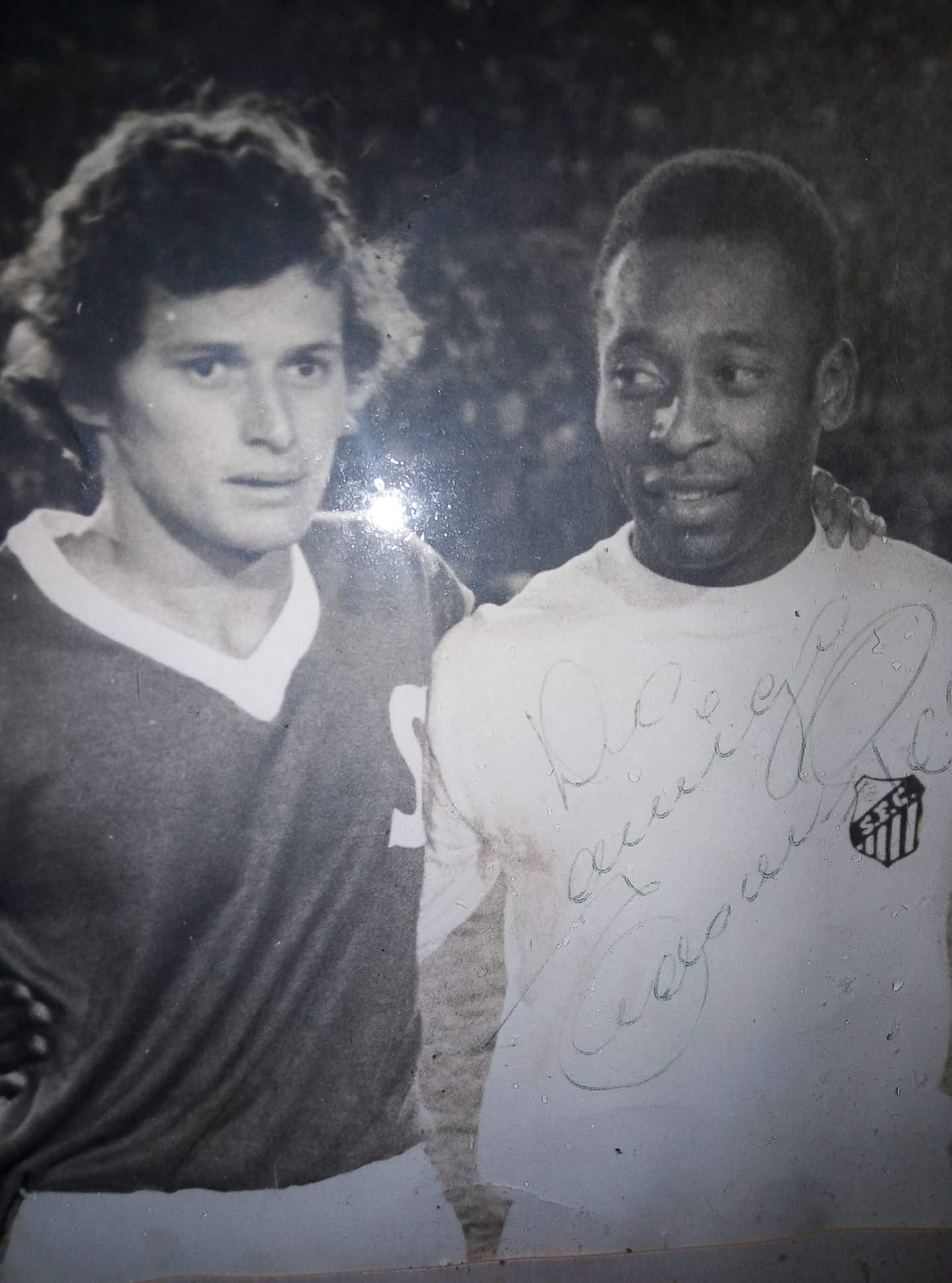 Pelé visitó a Costa Rica con el Santos y jugó contra Saprissa