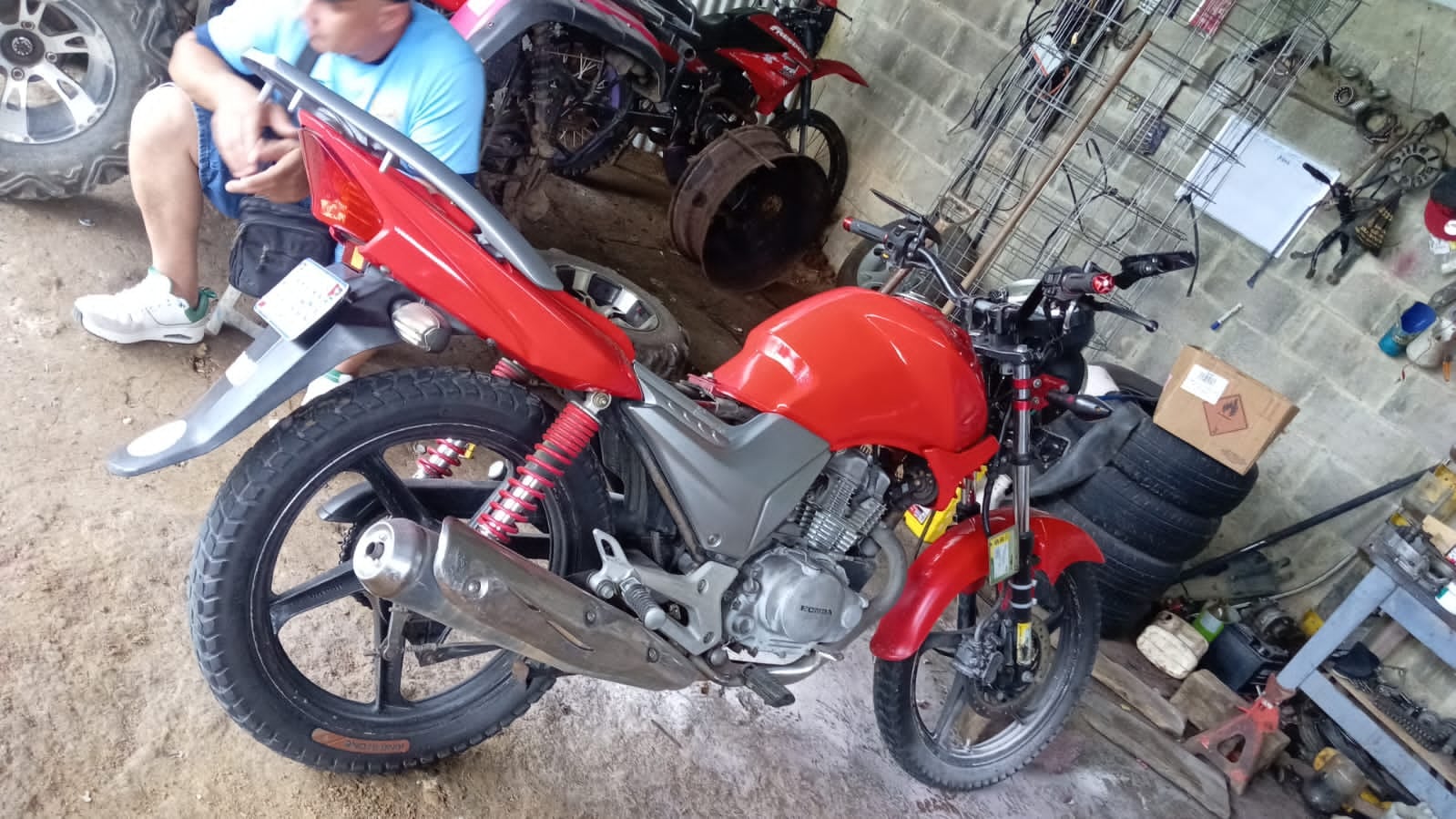 María Alexandra Amador Vargas, de 20 años, es universitaria y también trabaja haciendo exprés en San Vito de Coto Brus, ella desapareció el sábado 10 de enero del 2026. Foto: Anayeli Amador para La Teja