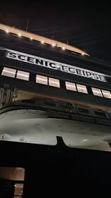 Mega-yate de $250 millones ancló en Quepos por el inicio de la temporada de cruceros de expedición y lujo