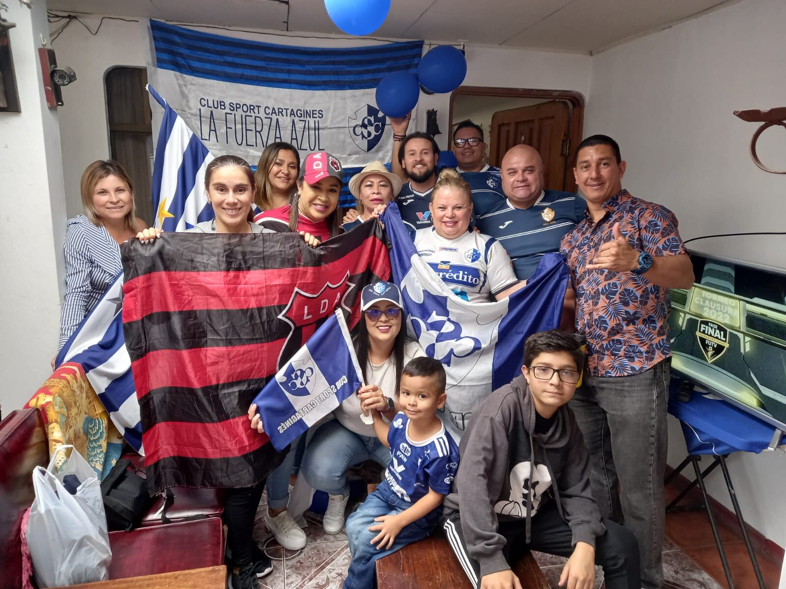 Ambiente en el Fello Meza, Cartago.