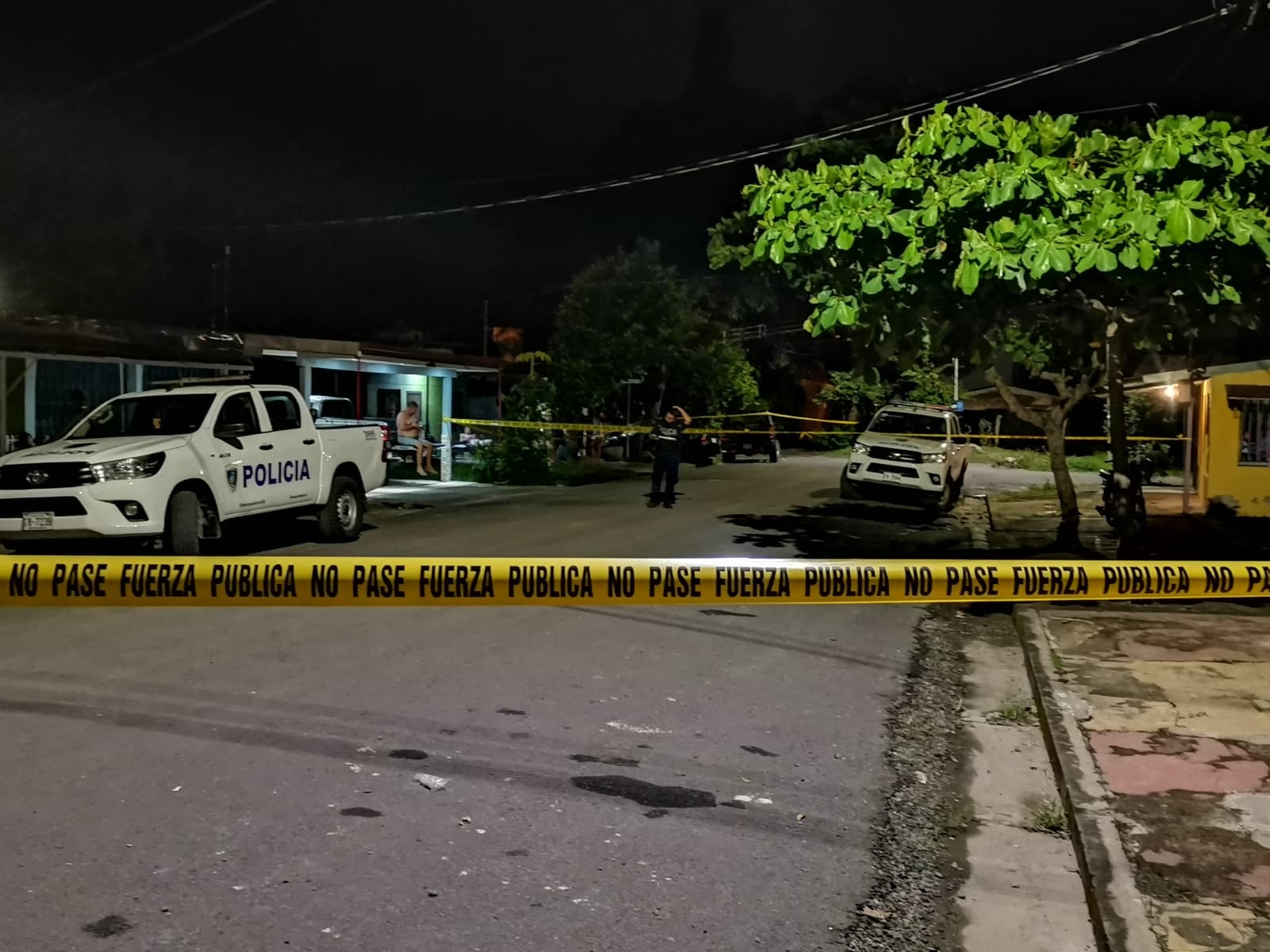 En Chacarita el OIJ recolectó 43 casquillos de pistola calibre 9 milímetros. Ahí mataron a Michael Eduardo Morúa Picado, de 22 años. Foto: Andrés Garita.