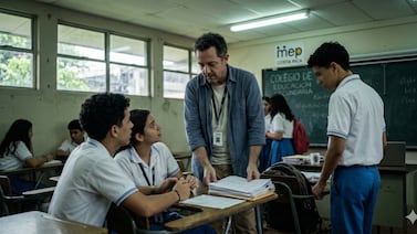 Amenazas de muerte y quema de vehículos: exfuncionaria del MEP revela la realidad oculta de los docentes