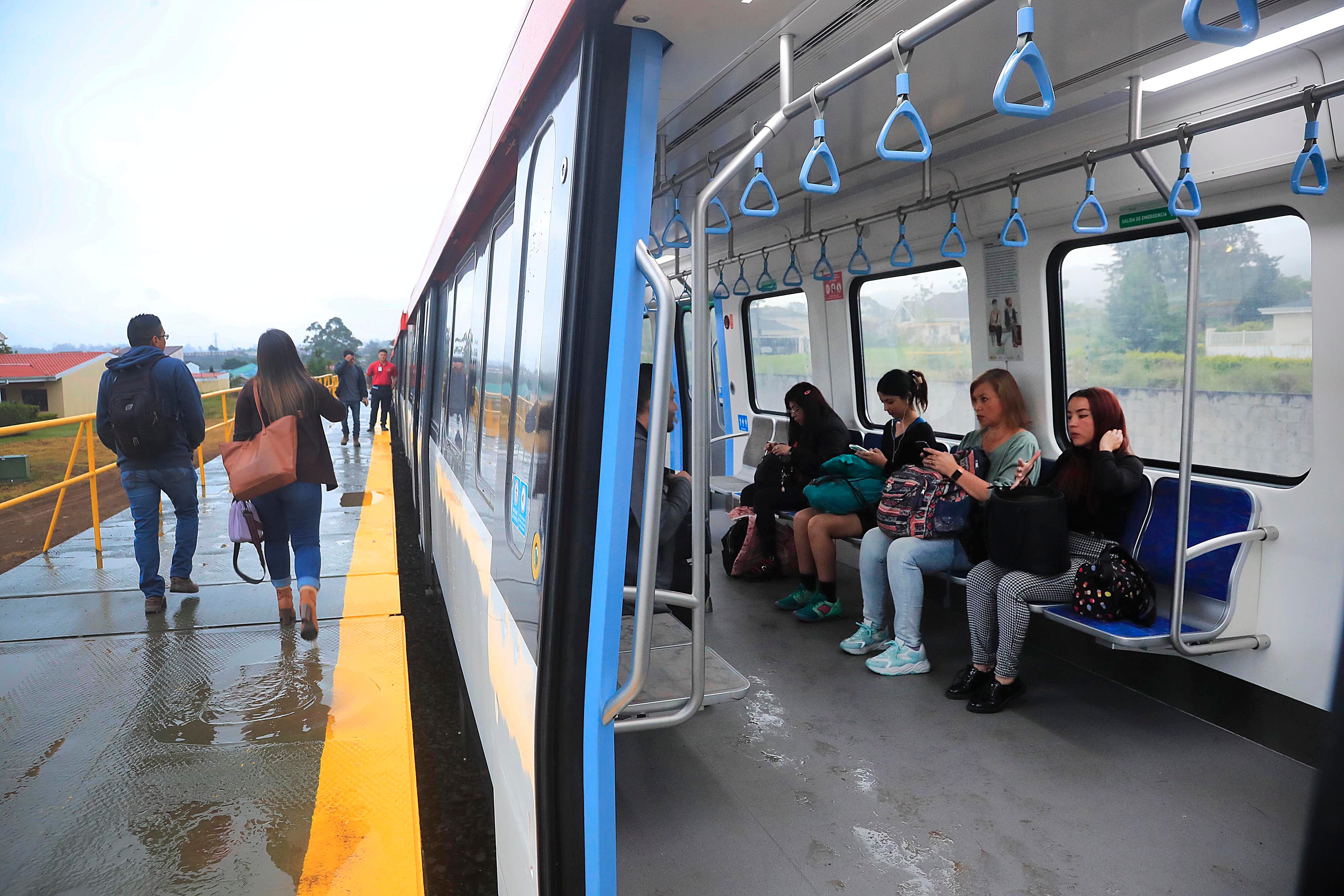 Existe un "divorcio" entre el crecimiento de la productividad laboral y el aumento de los salarios reales