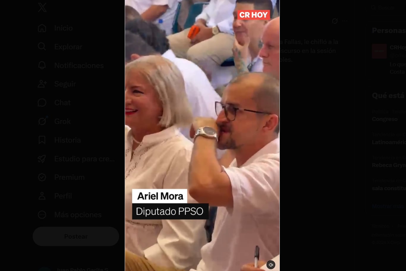 El diputado oficialista Ariel Mora fue captado chiflándole a una diputada de Liberación Nacional. Captura de Pantalla CRHoy.