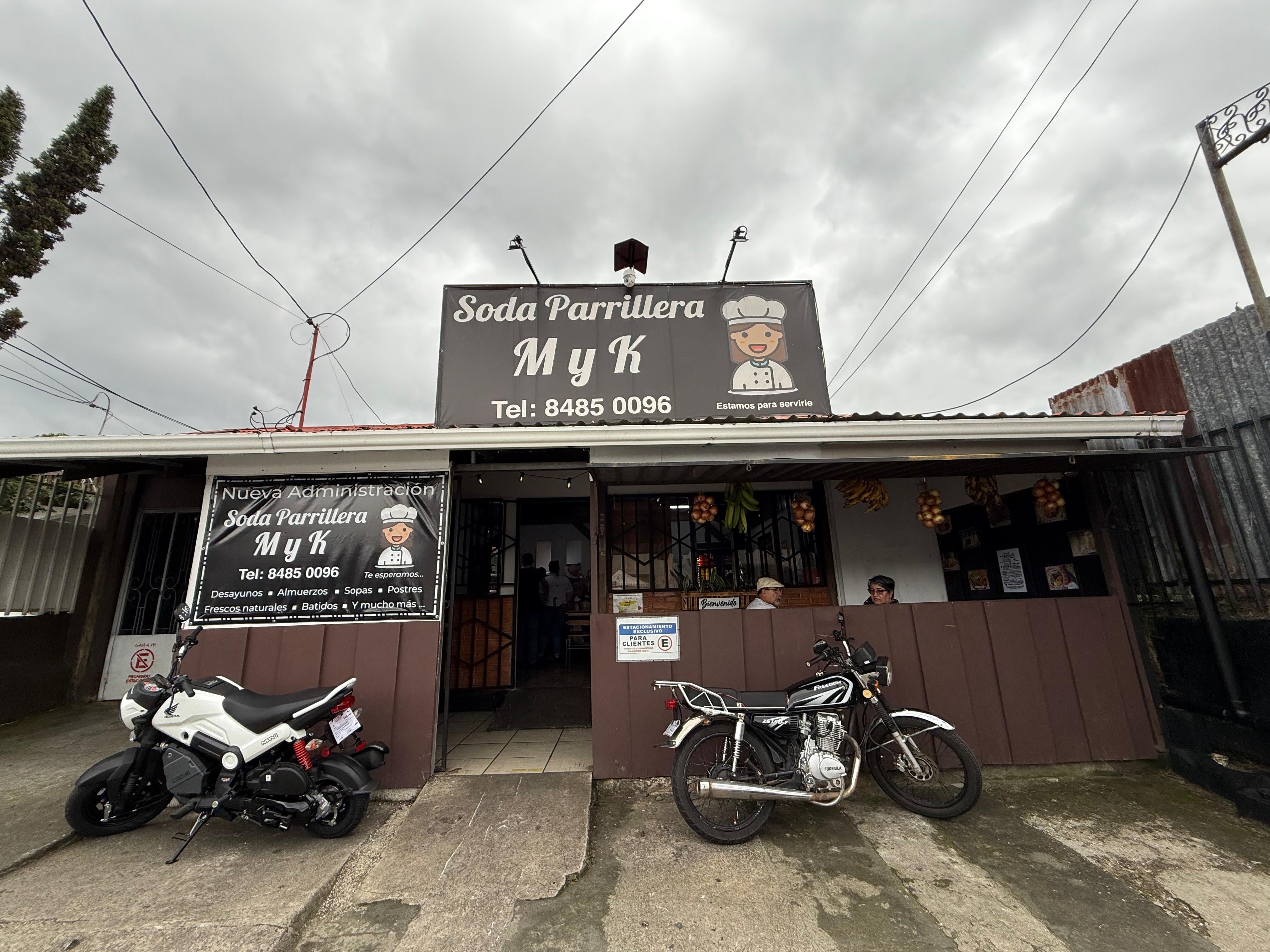 Soda Parrillera M y K