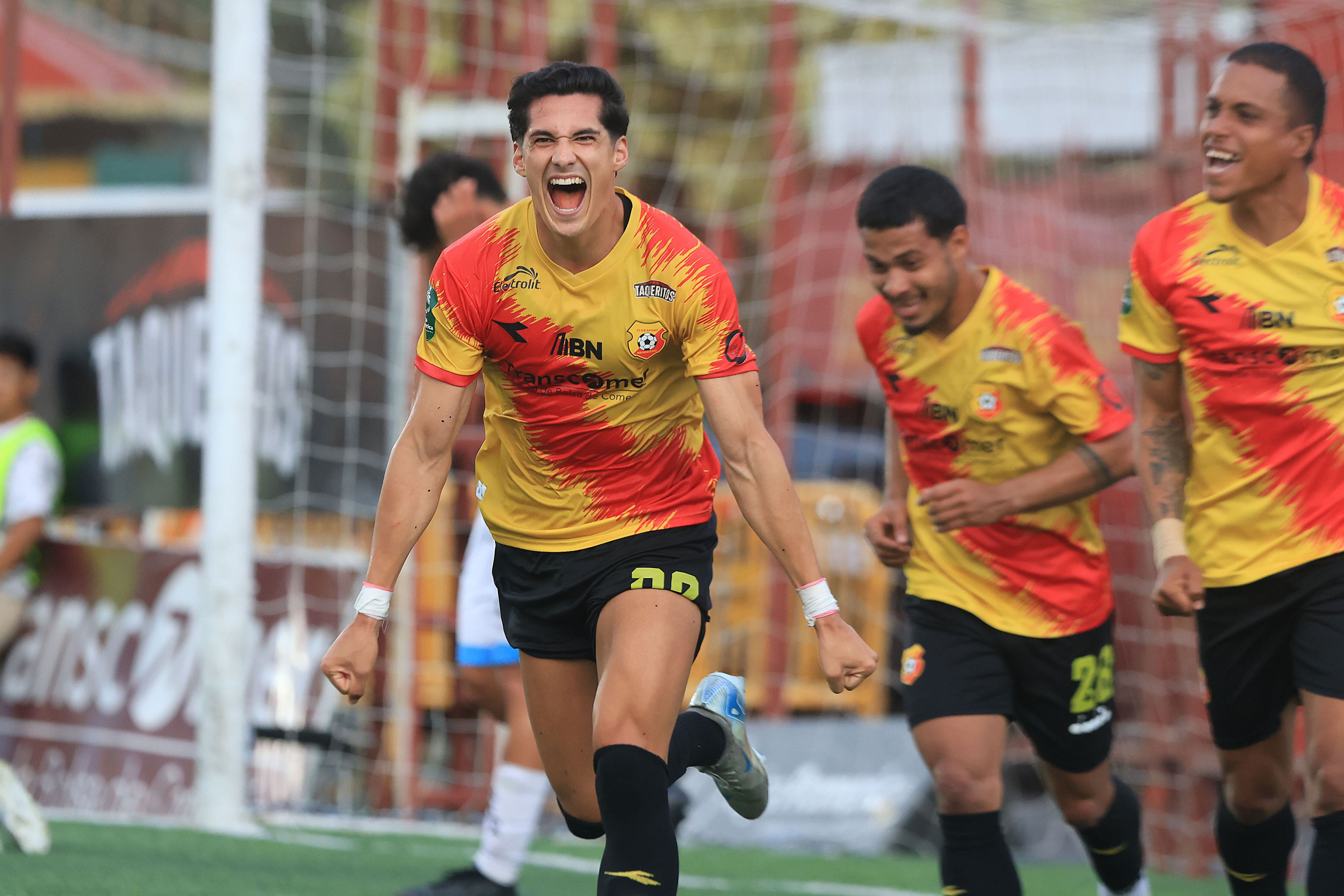 Herediano vs. Santa Ana