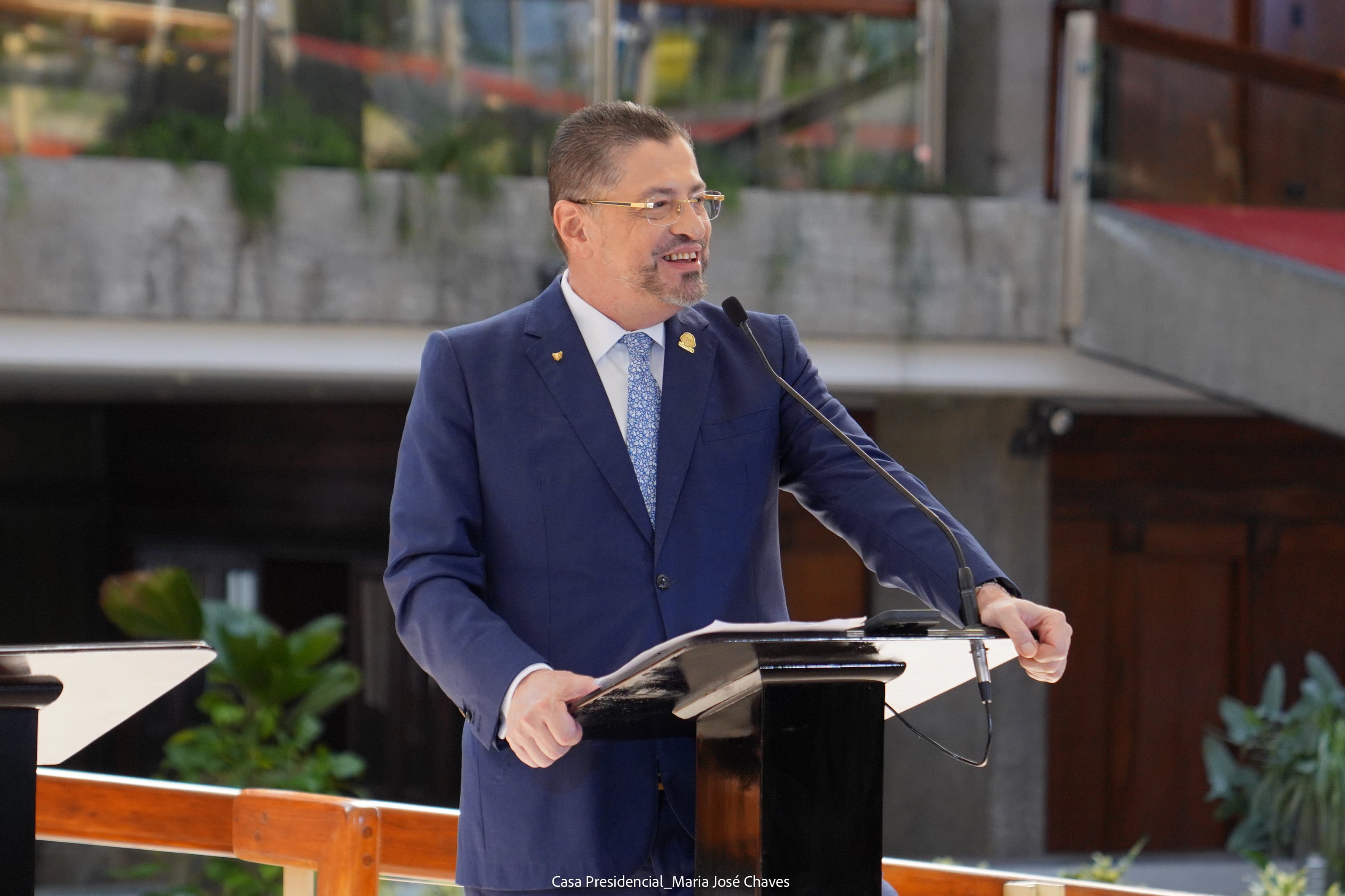 Rodrigo Chaves en conferencia de prensa