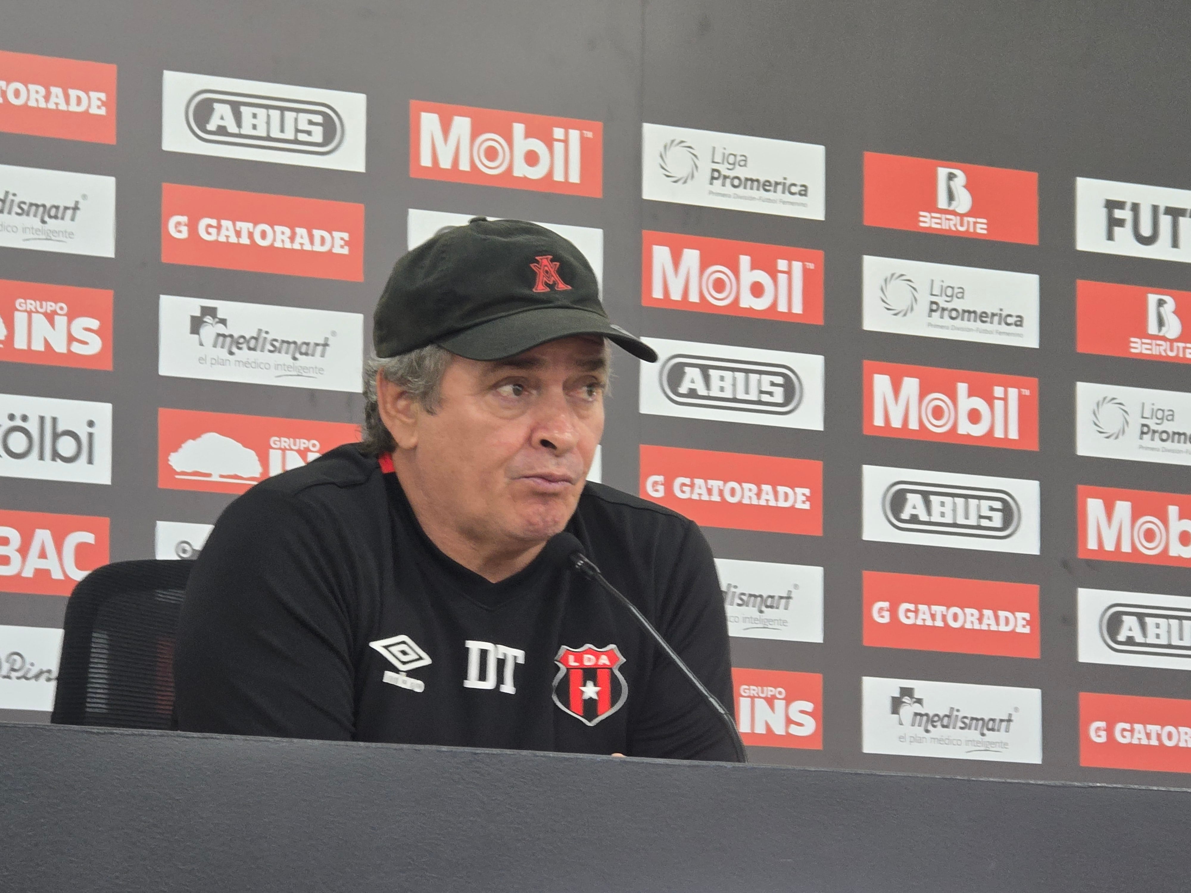 Óscar Ramírez se refirió a algunas de las características de José Alvarado que a él le llaman la atención.