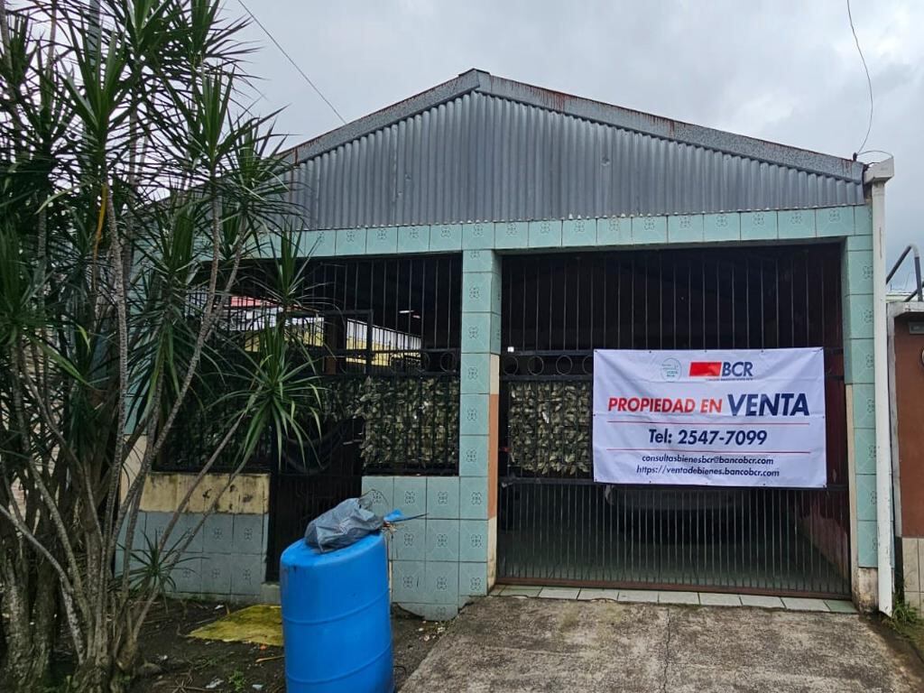 El Banco de Costa Rica tiene varios terrenos y casas disponibles a la venta, con buenos descuentos.