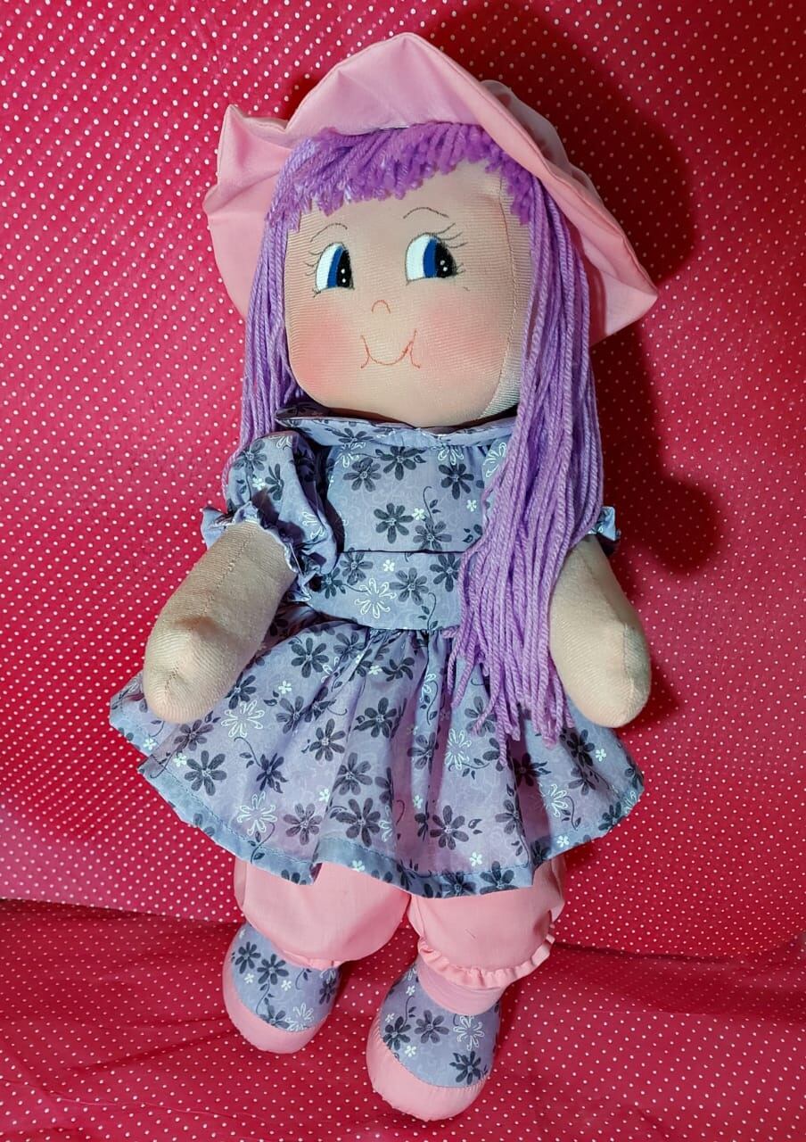 Novelón sobre Ana Cambronero González, mujer que perdió a su esposo y a sus tres hijos en el terremoto de Cinchona. Foto cortesía Ana Cambronero.