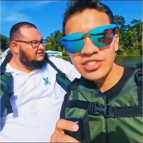 Christopher Araya, mejor conocido como Araya Vlogs, en los Premios Lo Nuestro 2026.