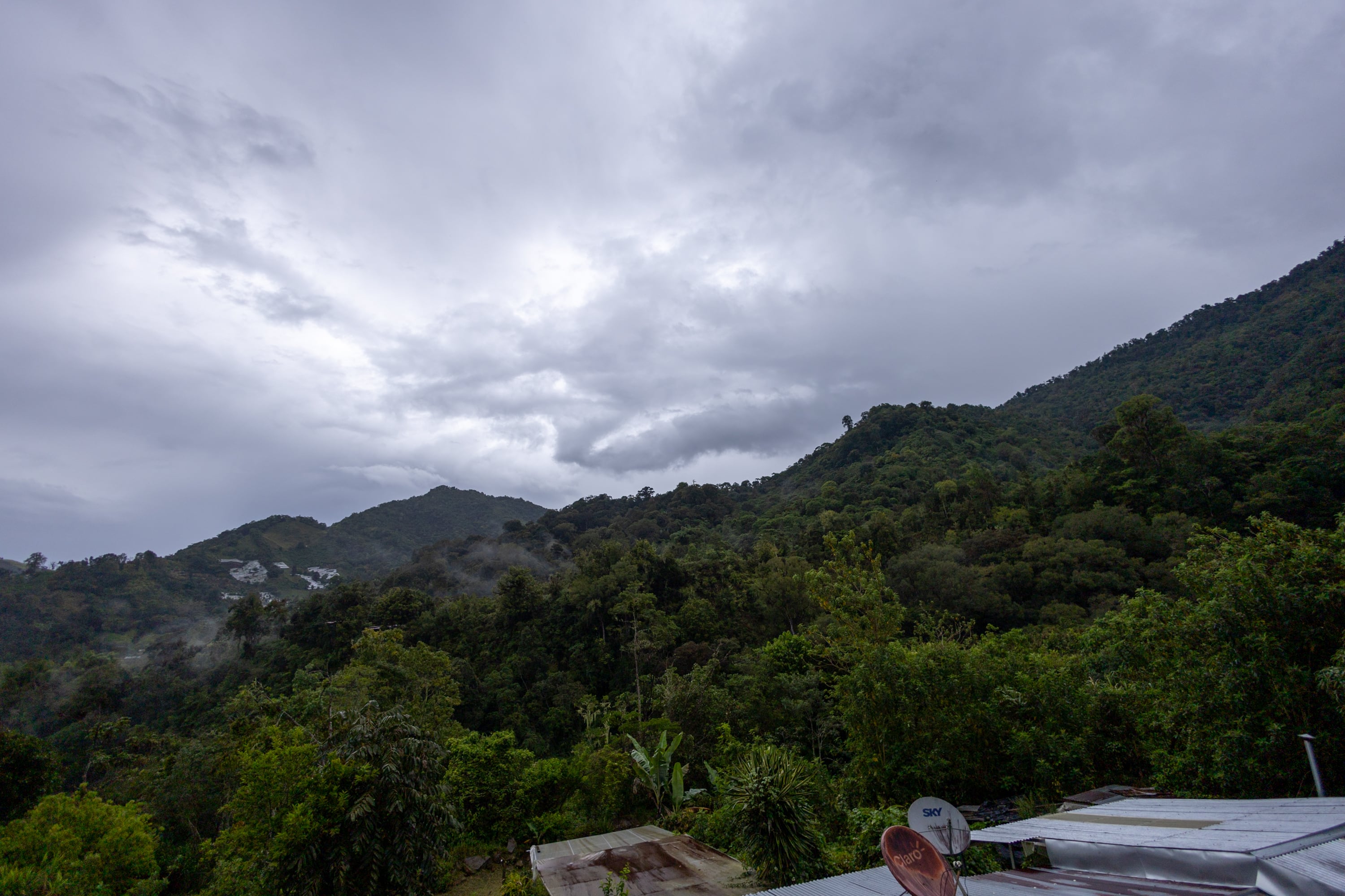 03/09/2024, San Jose, Perez Zeledón, entrevista con Rohel Romero propietario del Hotel Urán, que está situado a 100m de la entrada al sendero del Cerro Chirripó.