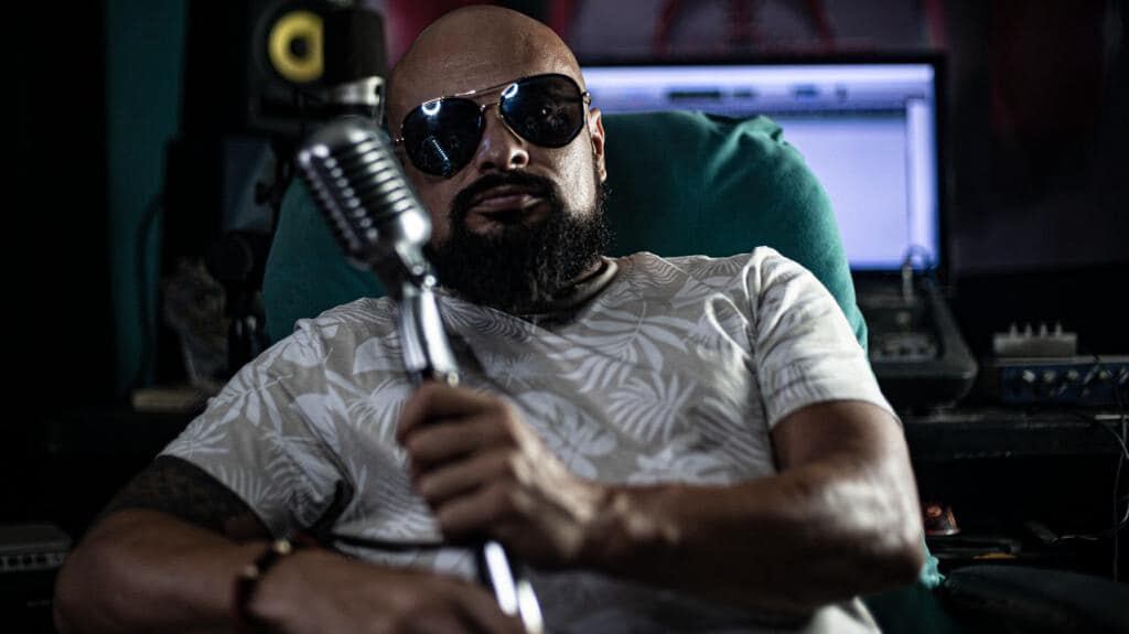 Cristian Vargas llegó a Estados Unidos hace 22 días y ya está preparado para el impacto del huracán Milton. Cortesía.