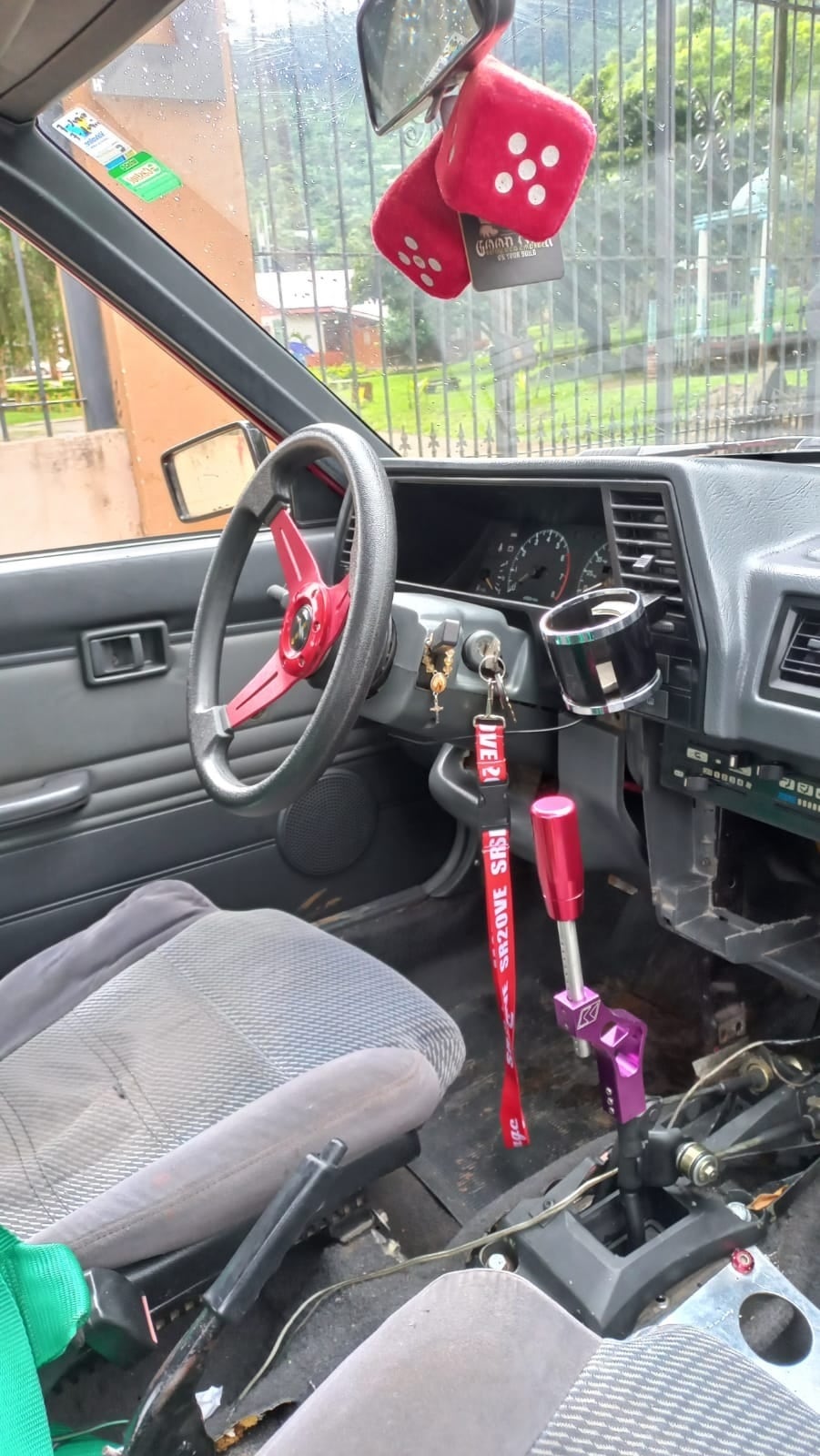 Nissan B12, propiedad de Fabricio Corrales. Cortesía.