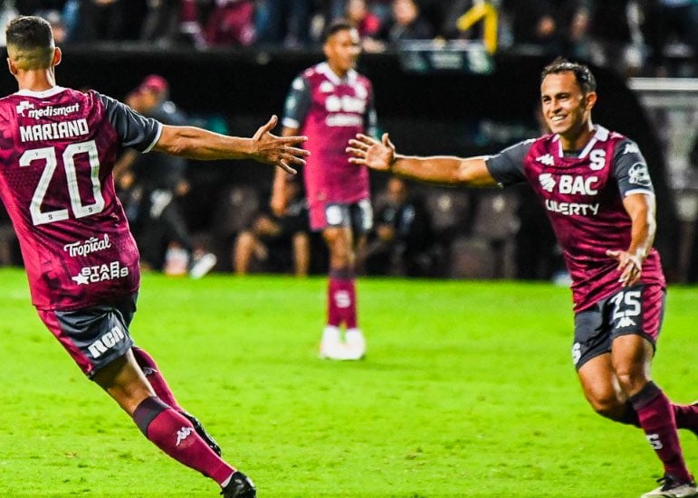 Sebastian Acuña junto a Mariano Torres