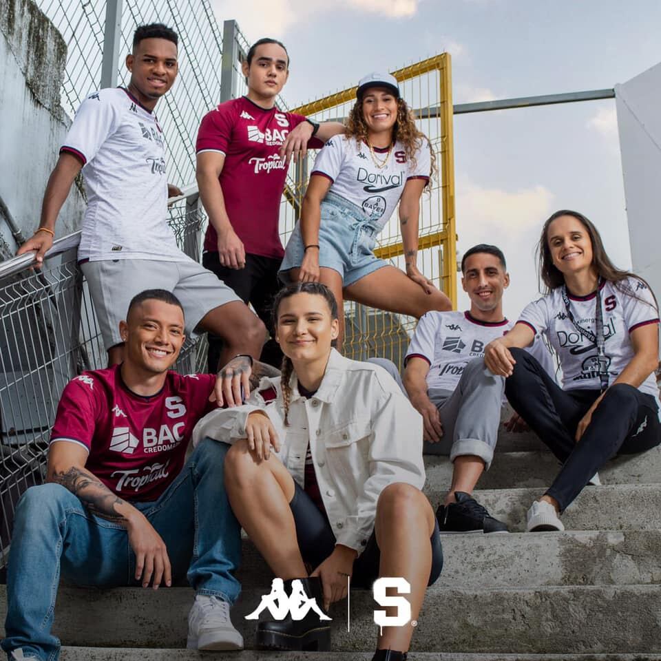 Uniforme de Saprissa