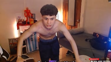 Youtuber tico vivió un fuerte susto en plena transmisión por el doble temblor de la madrugada: vea su reacción