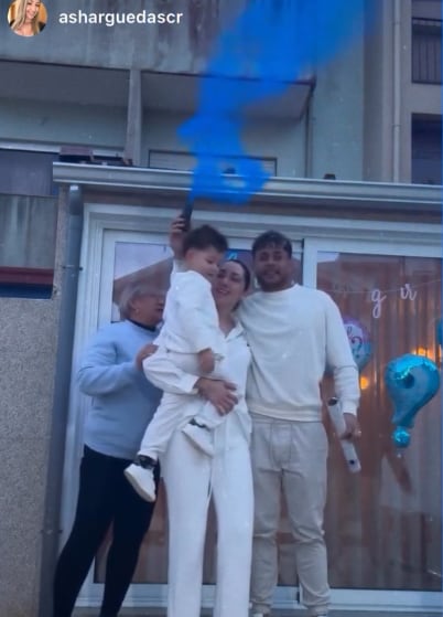 Kevin Chamorro y su esposa Ashley Arguedas ya conocen el sexo de su bebé. Foto: captura de pantalla.