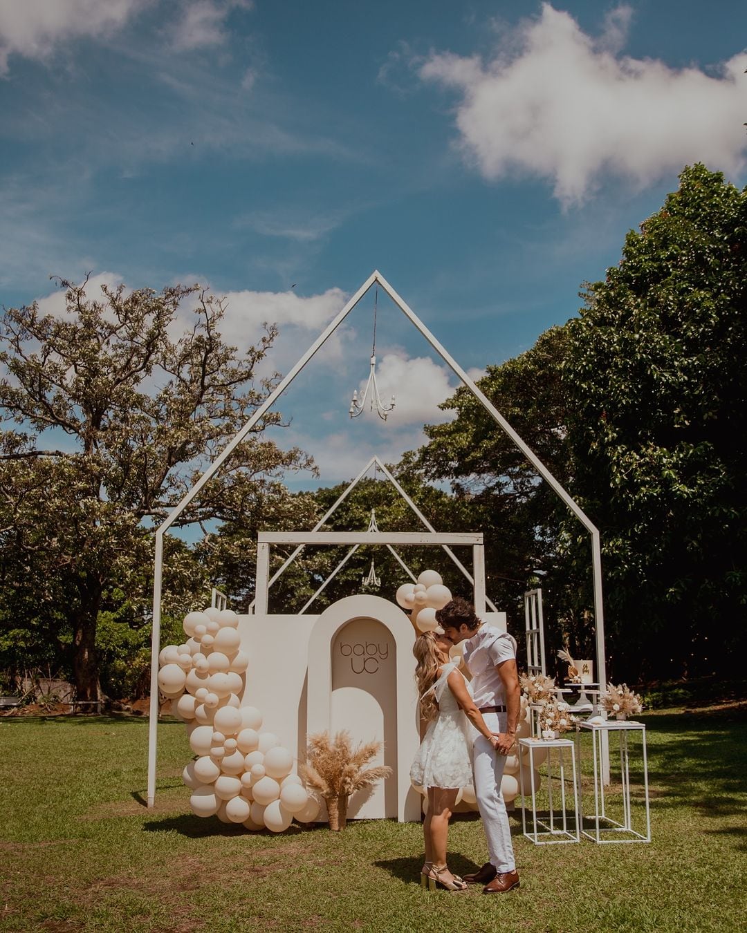 Karina Campos y su esposo Mauricio Ulate
