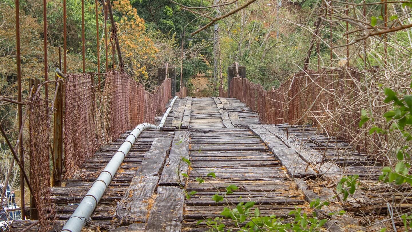 Un grupo de WhatsApp llamado “Inquebrantables” se ha convertido en un salvavidas emocional para decenas de personas amputadas en Costa Rica. Lo abrió Gabriela Bustos Paniagua quien también es amputada