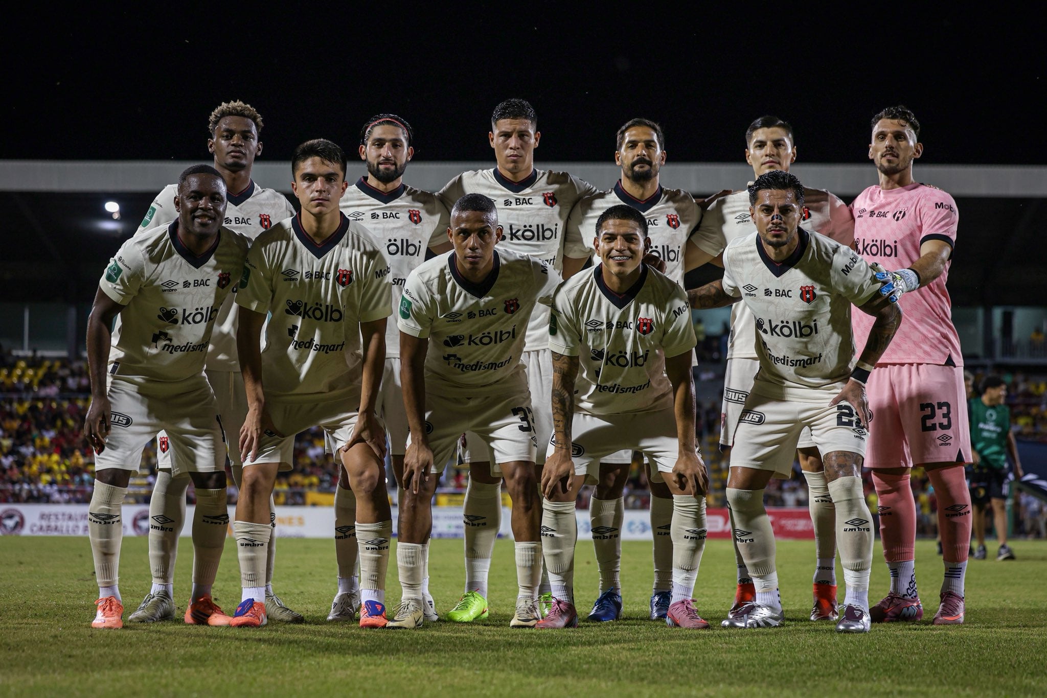 Liga Deportiva Alajuelense convirtió un gol muy rápido en el partido contra Liberia. Ronaldo Cisneros anotó en el minuto 2.