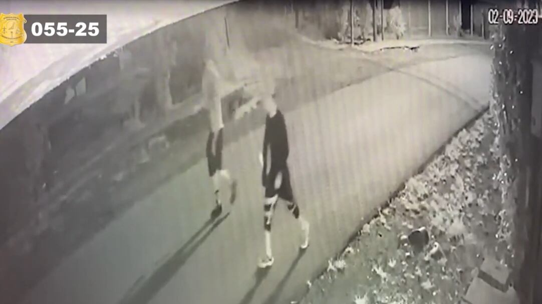 William Alexánder Calderón Cambronero, de 40 años, fue atacado en Siquirres,Limón y estos hombres son sospechosos. Foto: OIJ