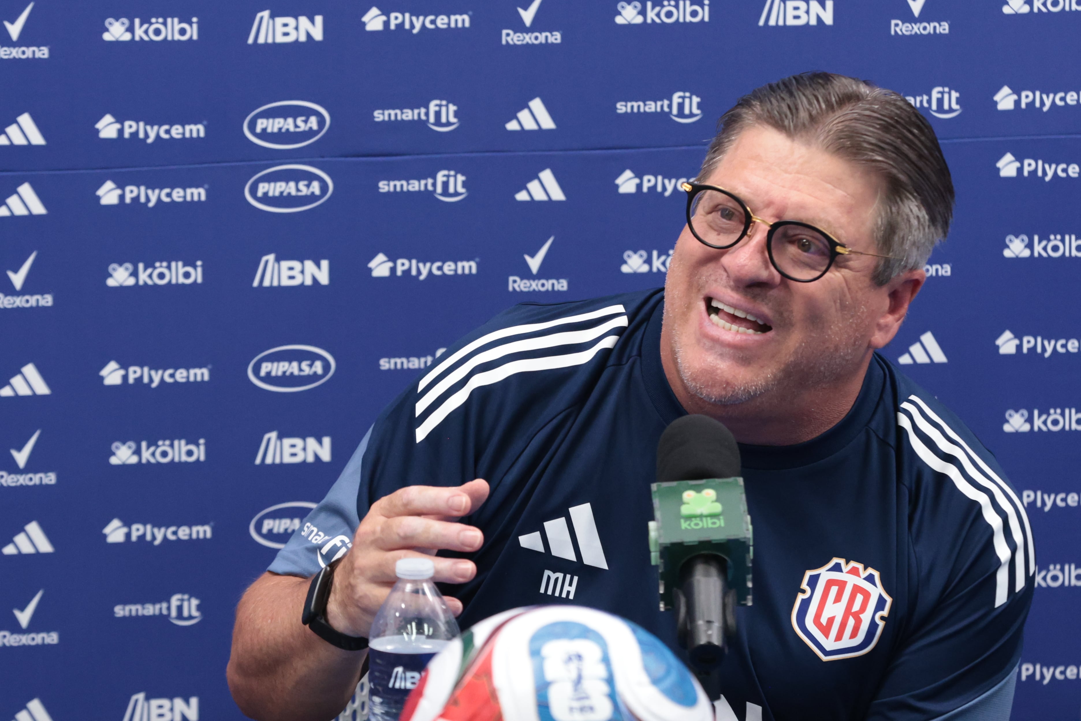 Conferencia de prensa Miguel “Piojo” Herrera