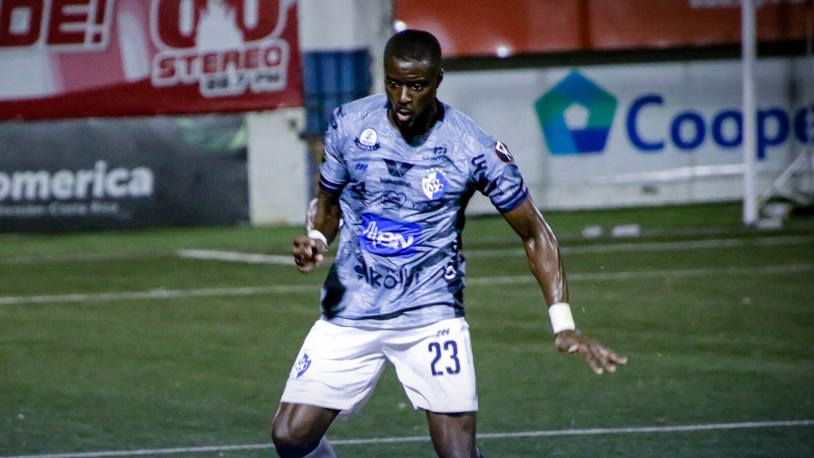 Jordan Smith, Cartaginés