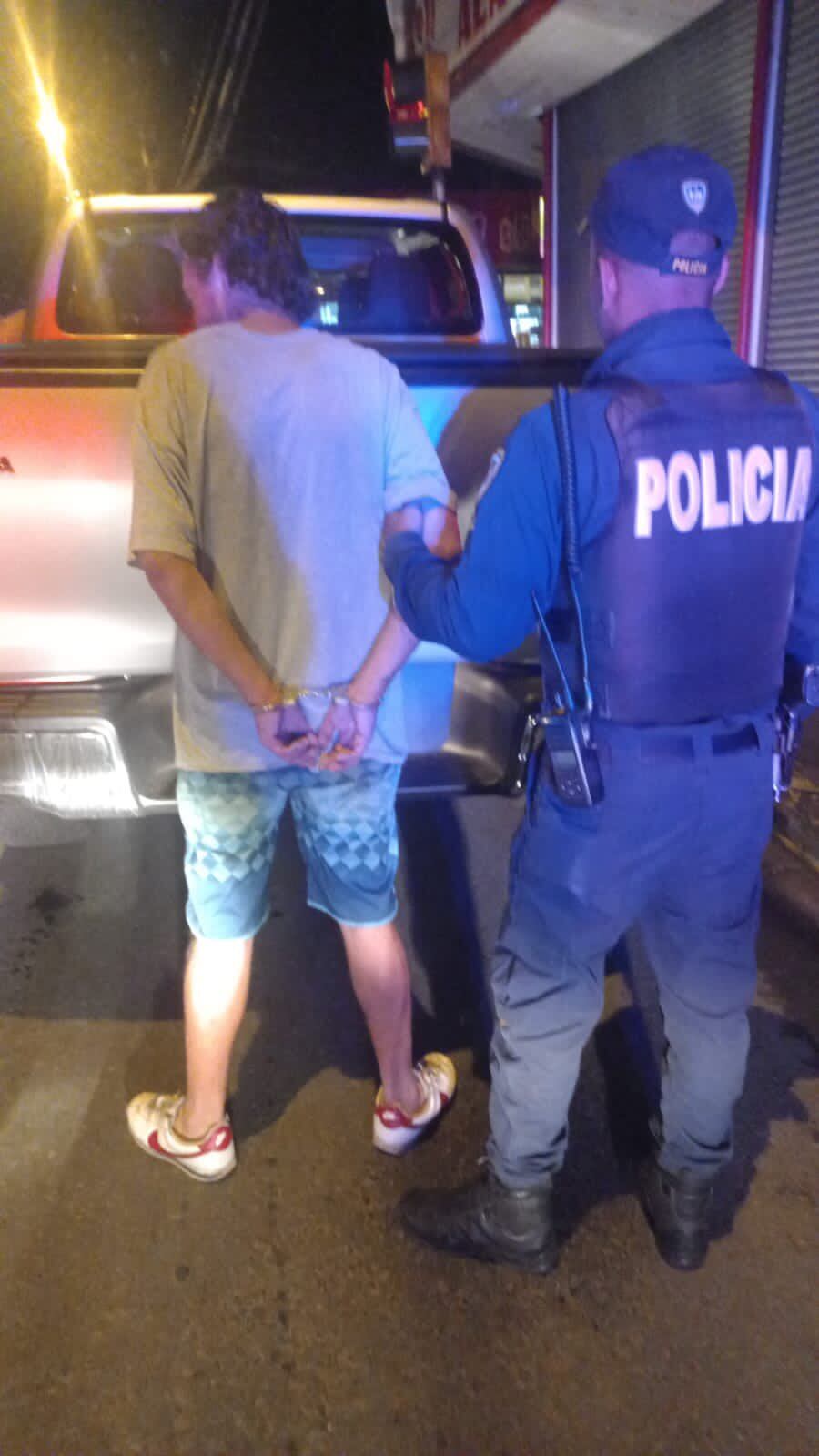 Fuerza Pública recupera tres carros robados de venta de autos en Naranjo. Foto MSP.