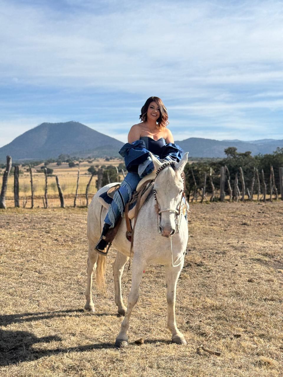 Mariana Grillo, cantante nacional