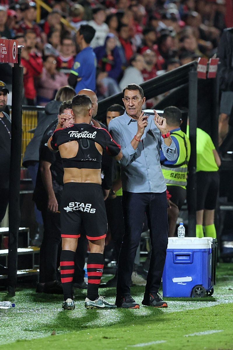 30/10/2024/ Juego entre Liga Deportiva Alajuelense vs Antigua durante la Central American Cup en el estadio Alejandro Morera Soto.