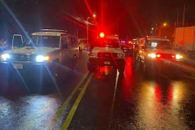 Violento choque entre dos carros y un cabezal deja a una persona fallecida en Alajuela