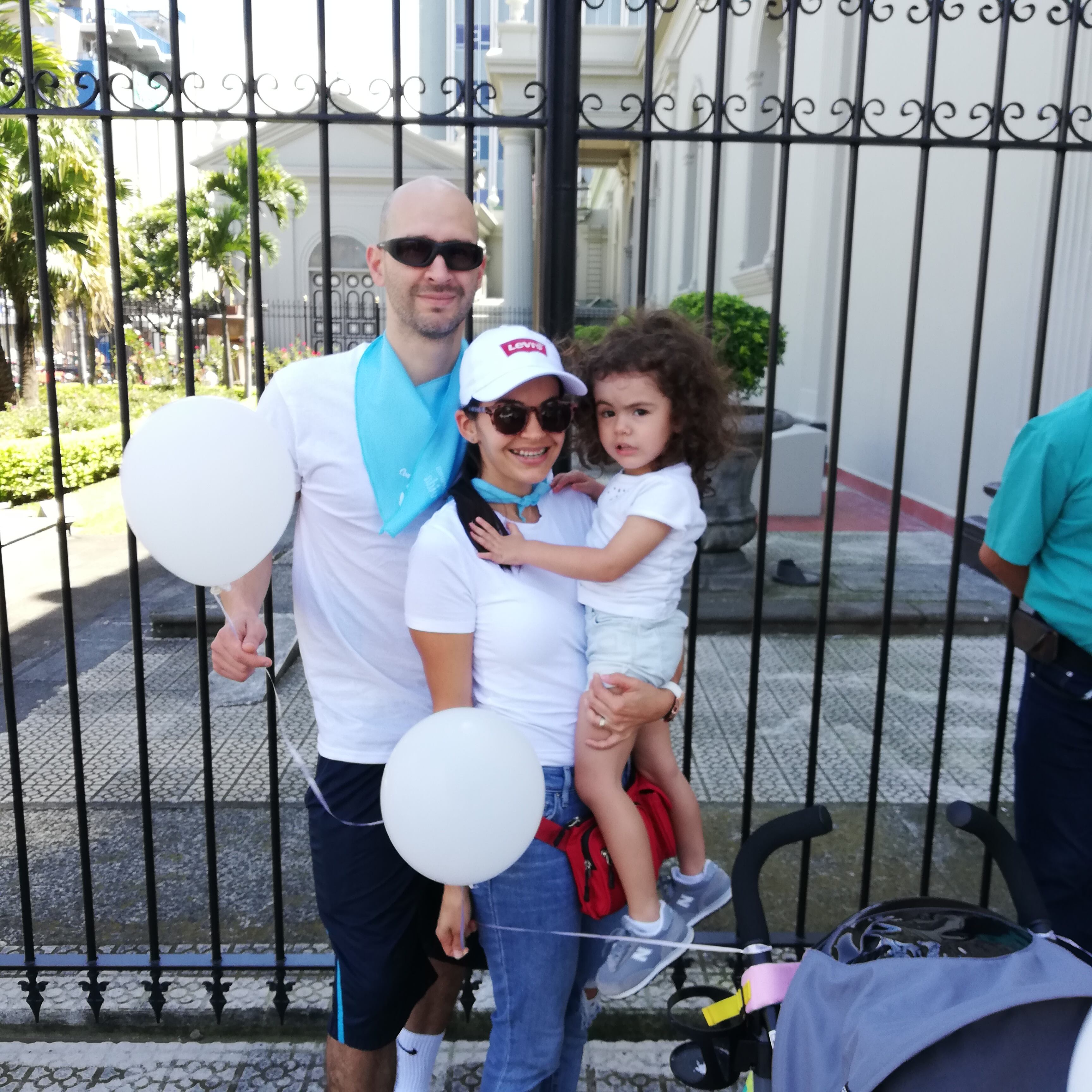 Marcha "A la vida digo sí" organizada por Frente Nacional por la Vida, el grupo Despierta Costa Rica, la iglesia católica y un grupo de iglesias evangélicas del país
