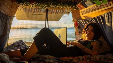 Tiktoker Hola soy Natasha responde con todo a los que dicen que le robaron en Costa Rica por su culpa