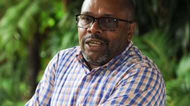 Harrick McLean se robó el show por metida de patas en la conferencia del Saprissa