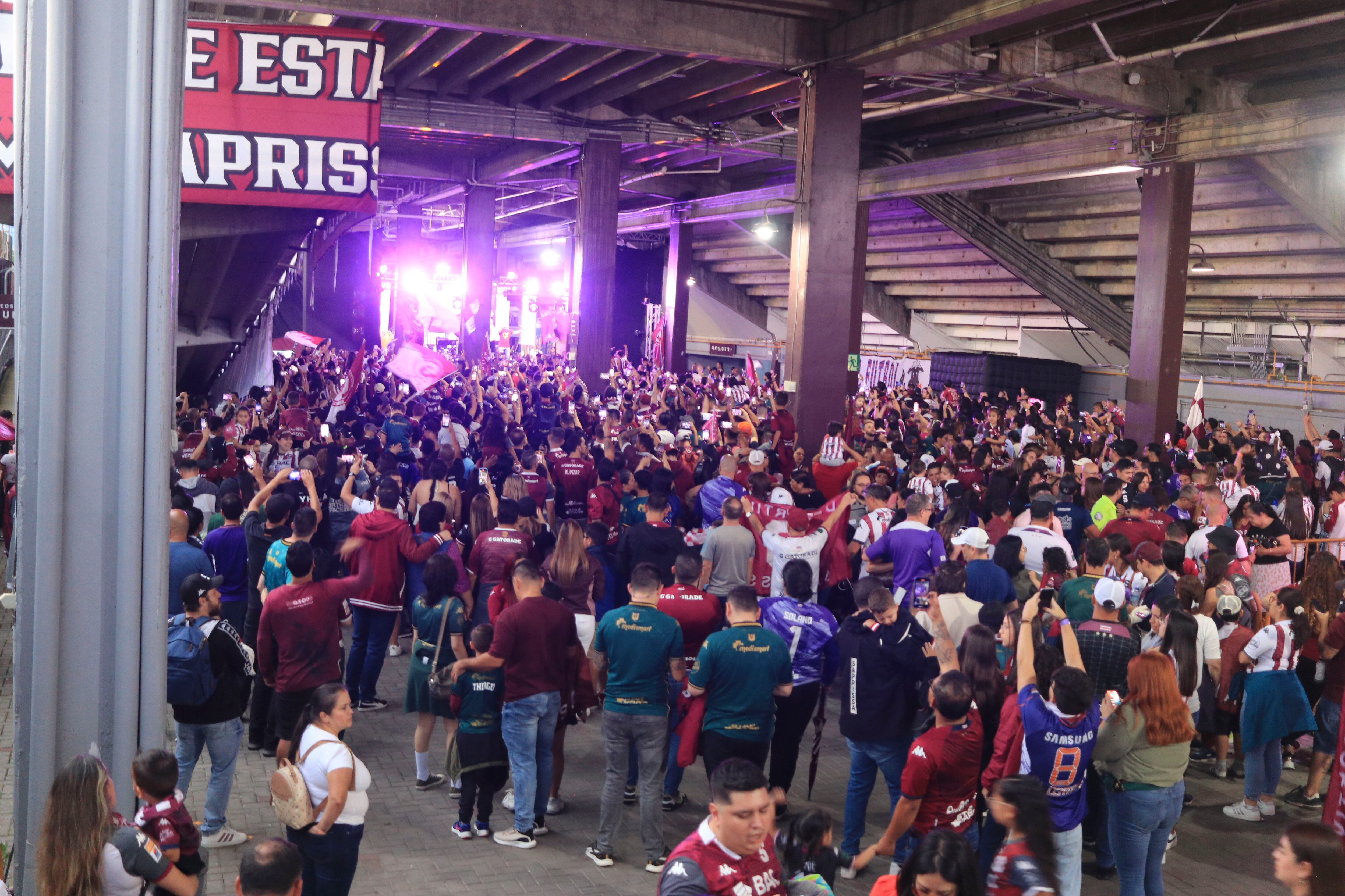 celebración de los 90 años del Deportivo Saprissa