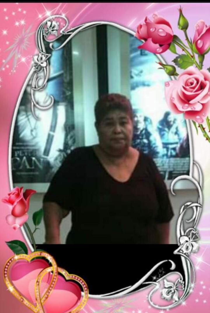 María Isabel Pineda Espinoza es una mamá nicaragüense que llegó a Costa Rica hace 27 años en busca de un mejor futuro. No tiene ni un solo primo en este país porque toda su familia quedó en Nicaragua y si bien le agradece a Dios las oportunidades que Tiquicia le ha dado, para los 30 de mayo, Día de la Madre en Nicaragua, se le arruga demasiado el corazón