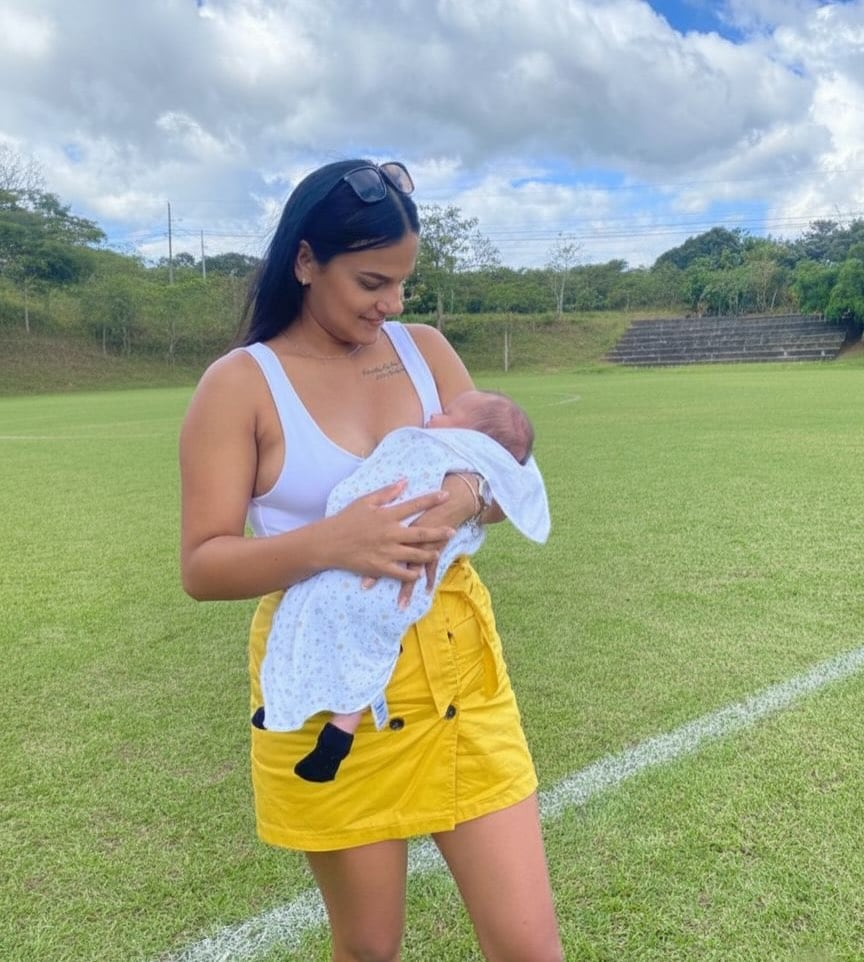 Maribel Fallas, exparticipante de Combate, ya es oficialmente mamá.