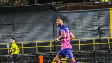 Robert Garbanzo revela la angustiosa situación que sacó al delantero Giovanni Clunie del fútbol