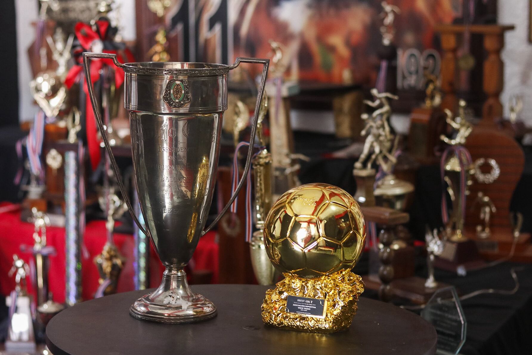 02/10/2024. Registro del espacio y retratos a participantes del equipo Once Tigres por el cumplimiento de los 100 años de creación del club. Cartago. Fotografía: Lilly Arce.