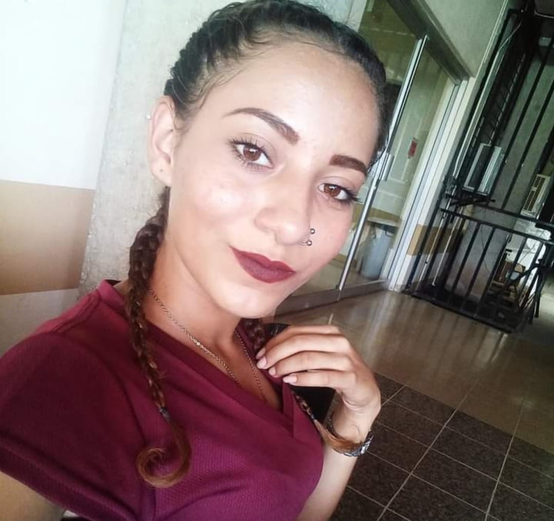 Yailyn Quesada Luna, joven asesinada en Puntarenas. Foto tomada de Facebook.