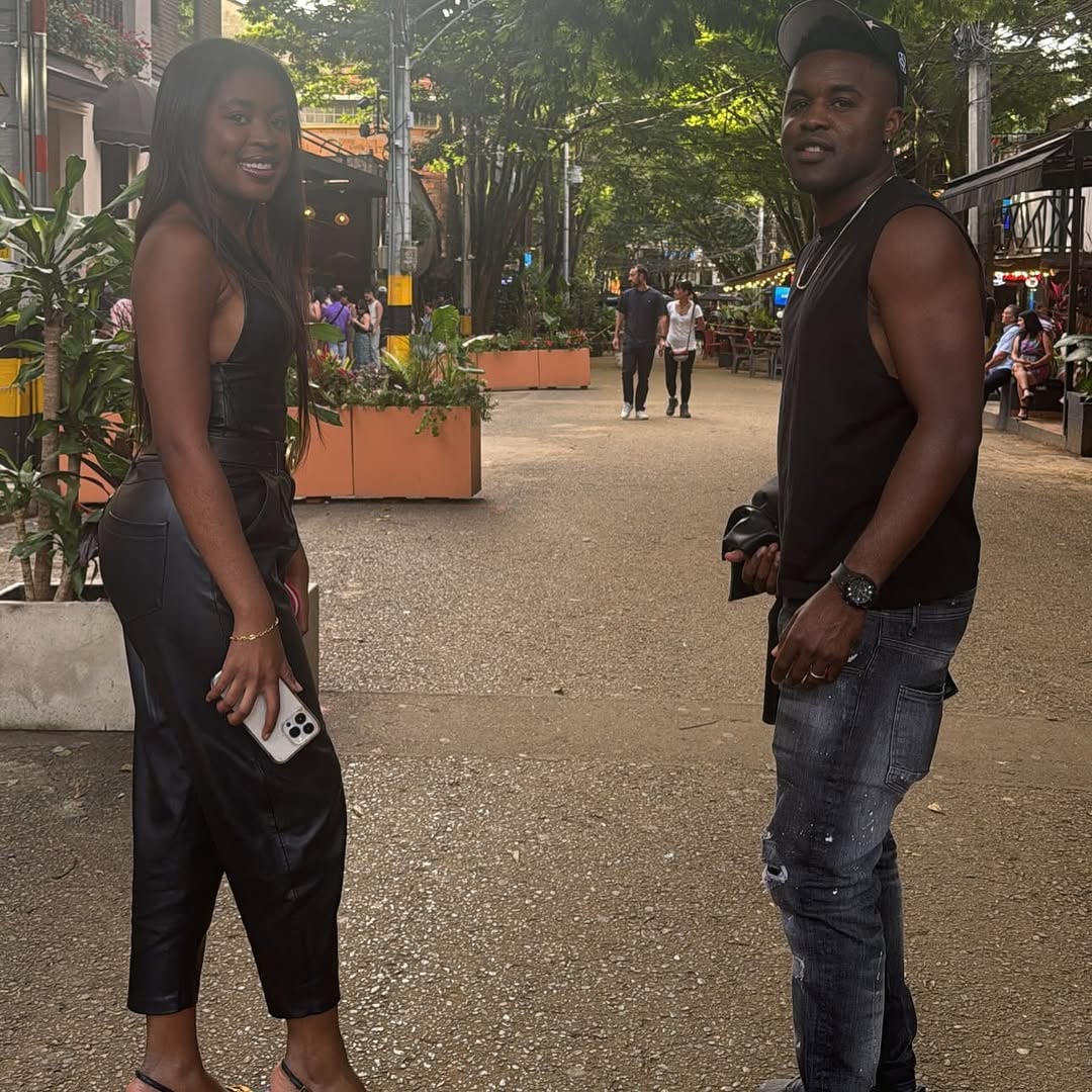 Joel Campbell anda en Colombia de vacaciones con su familia.